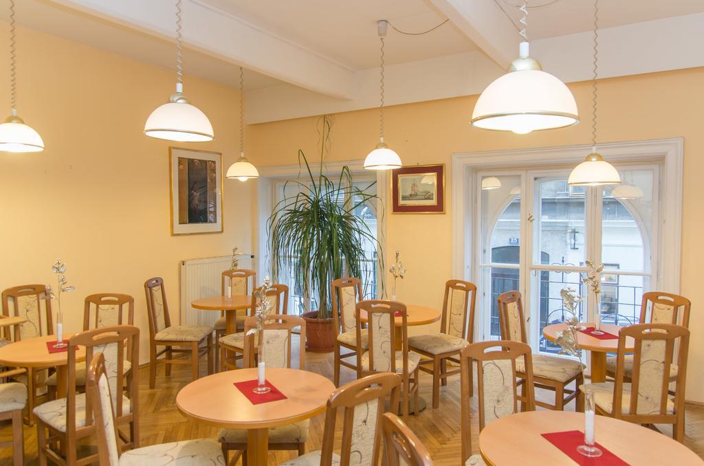 Pension Lehrerhaus Wien Ngoại thất bức ảnh