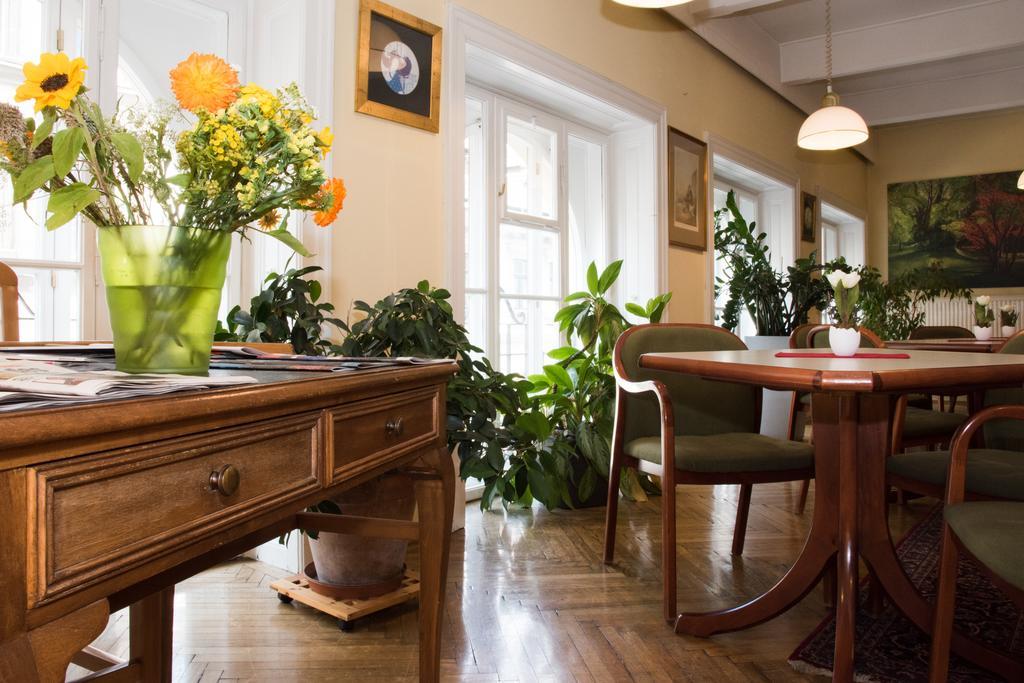 Pension Lehrerhaus Wien Ngoại thất bức ảnh
