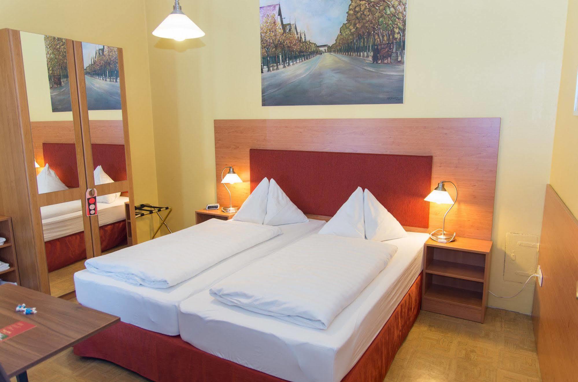 Pension Lehrerhaus Wien Ngoại thất bức ảnh