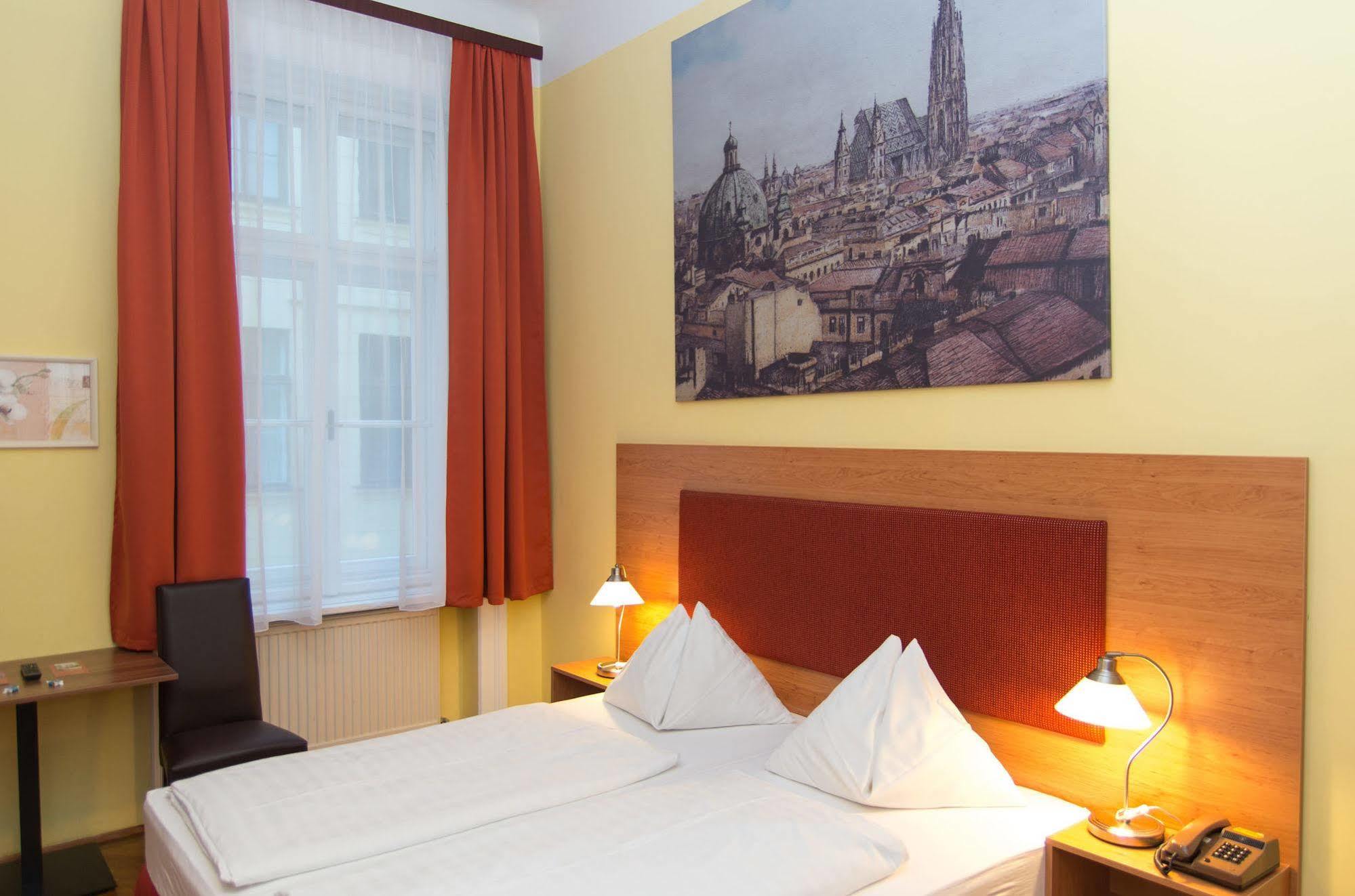 Pension Lehrerhaus Wien Ngoại thất bức ảnh